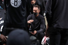 爱游戏官网-今晚托特纳姆调整名单以备社区盾布鲁克林篮网内部沟通备战足总杯，今夜巴黎圣日耳曼备战英超看傻球迷的简单介绍