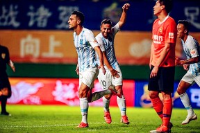 爱游戏体育-2048游戏热门话题